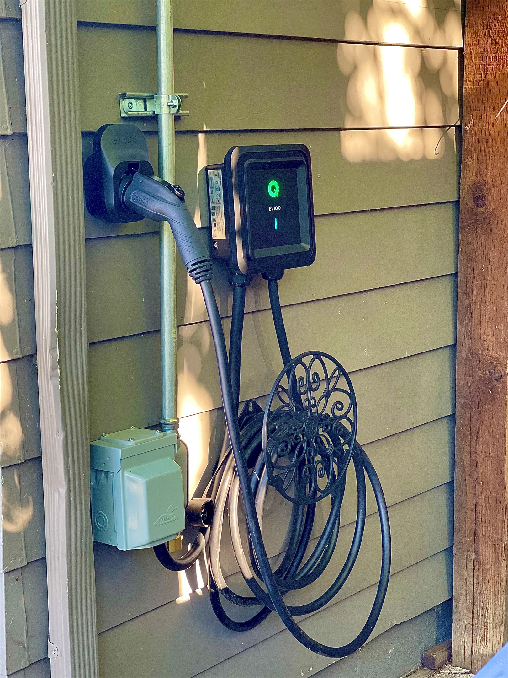 EV Charger available for guests