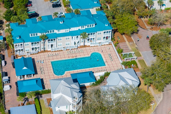 Pool - Gym - Bocce Ball - Putting Green