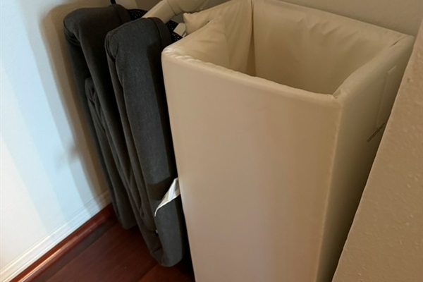 Pack and play available