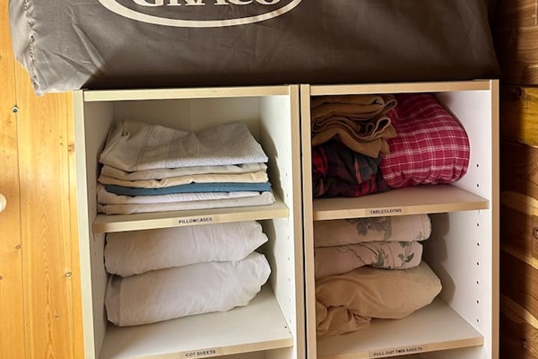 Pack n play and linens for pull out beds. 