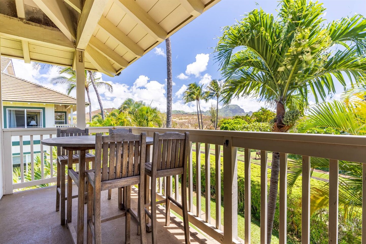 mountain views from lenai off living room