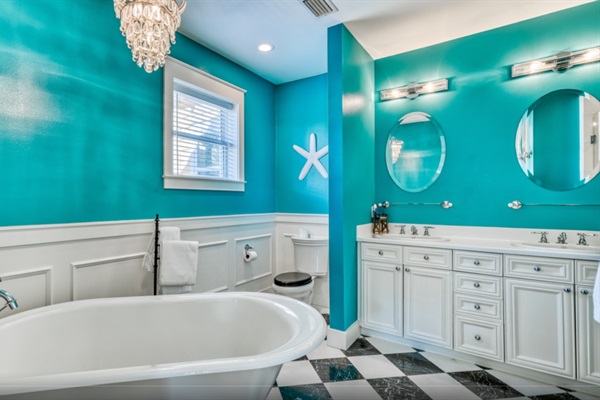 2nd Floor Primary Bathroom