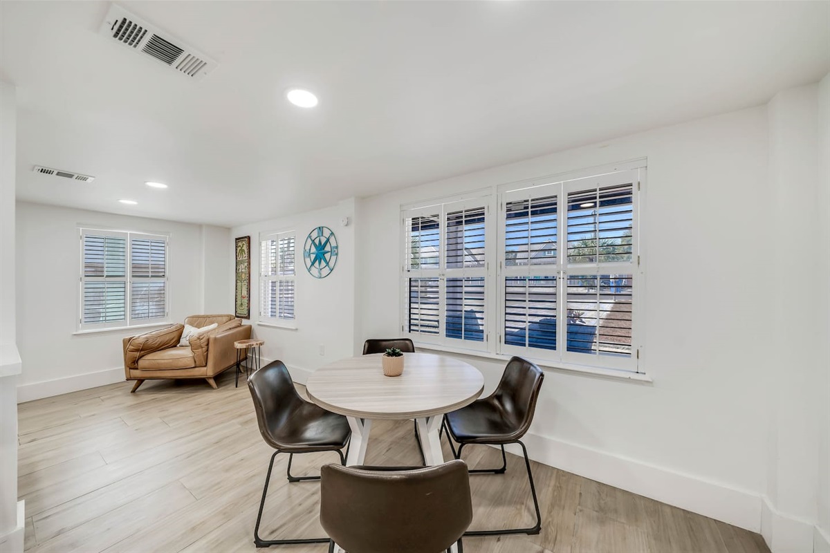 Catching Rays | Photo 4