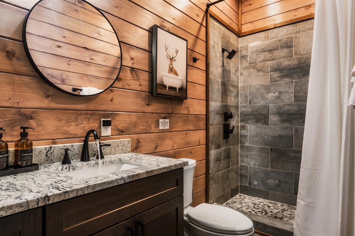 Bathroom 3: En suite full bathroom with double vanity & walk in shower