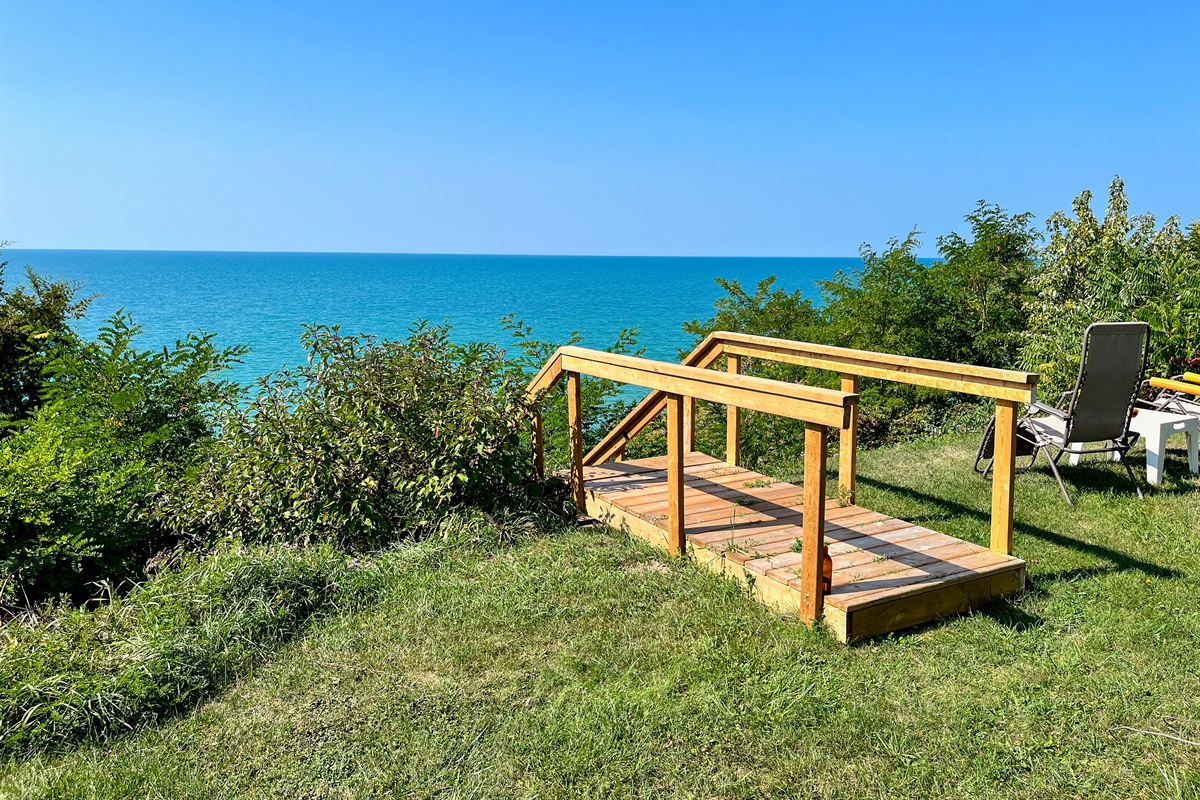 fc6ba009565044d58e14f712f13377d6 Large