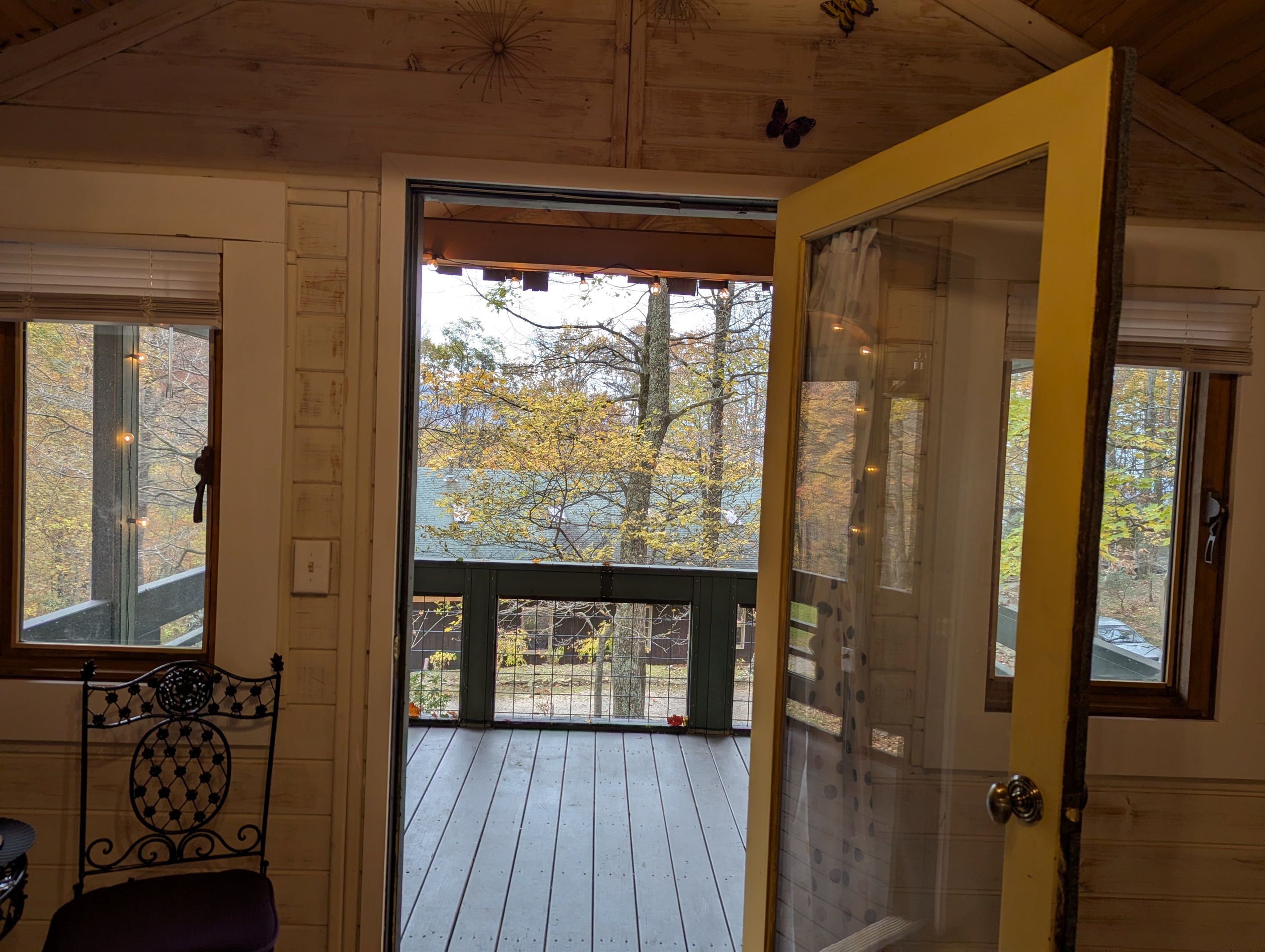 Private Screened Porch