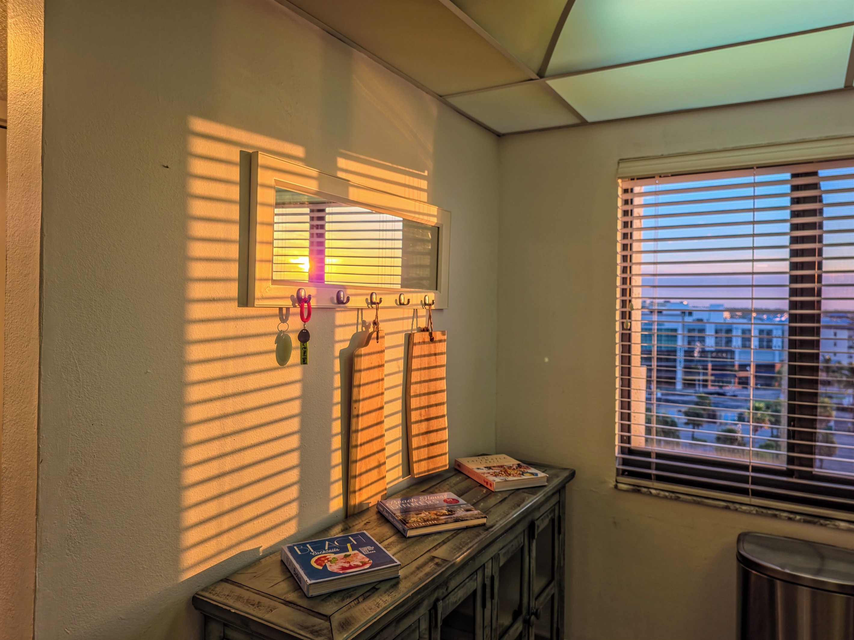 We highly recommend setting an alarm. For the sunrise.