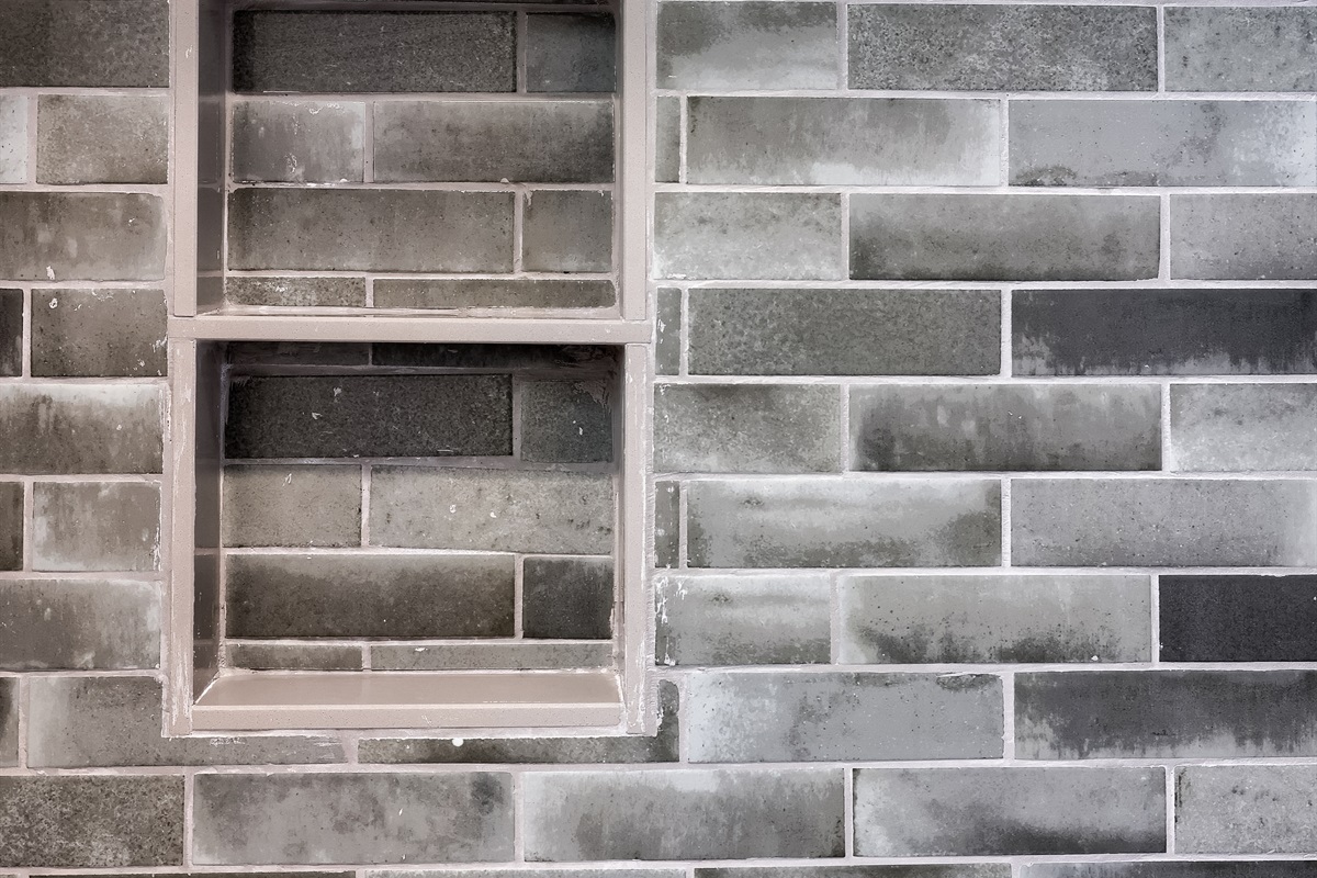 Main Floor Full Bath