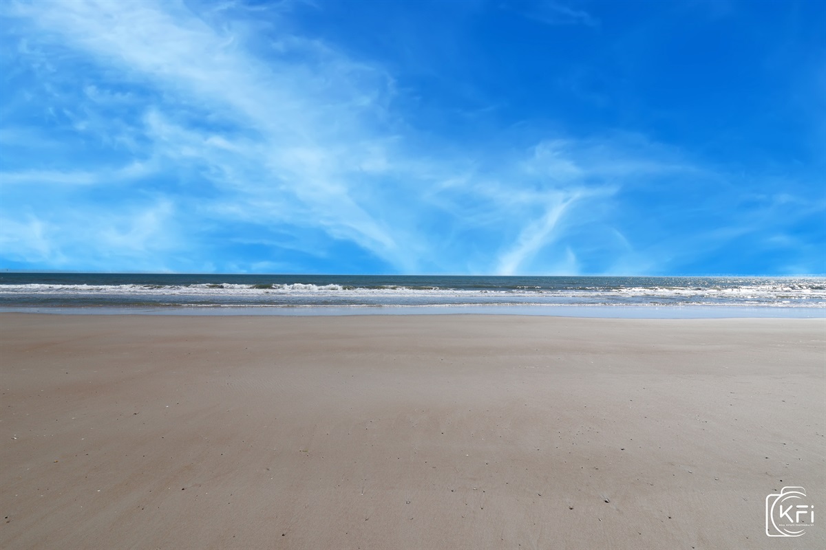 Gorgeous beach in front of this property!