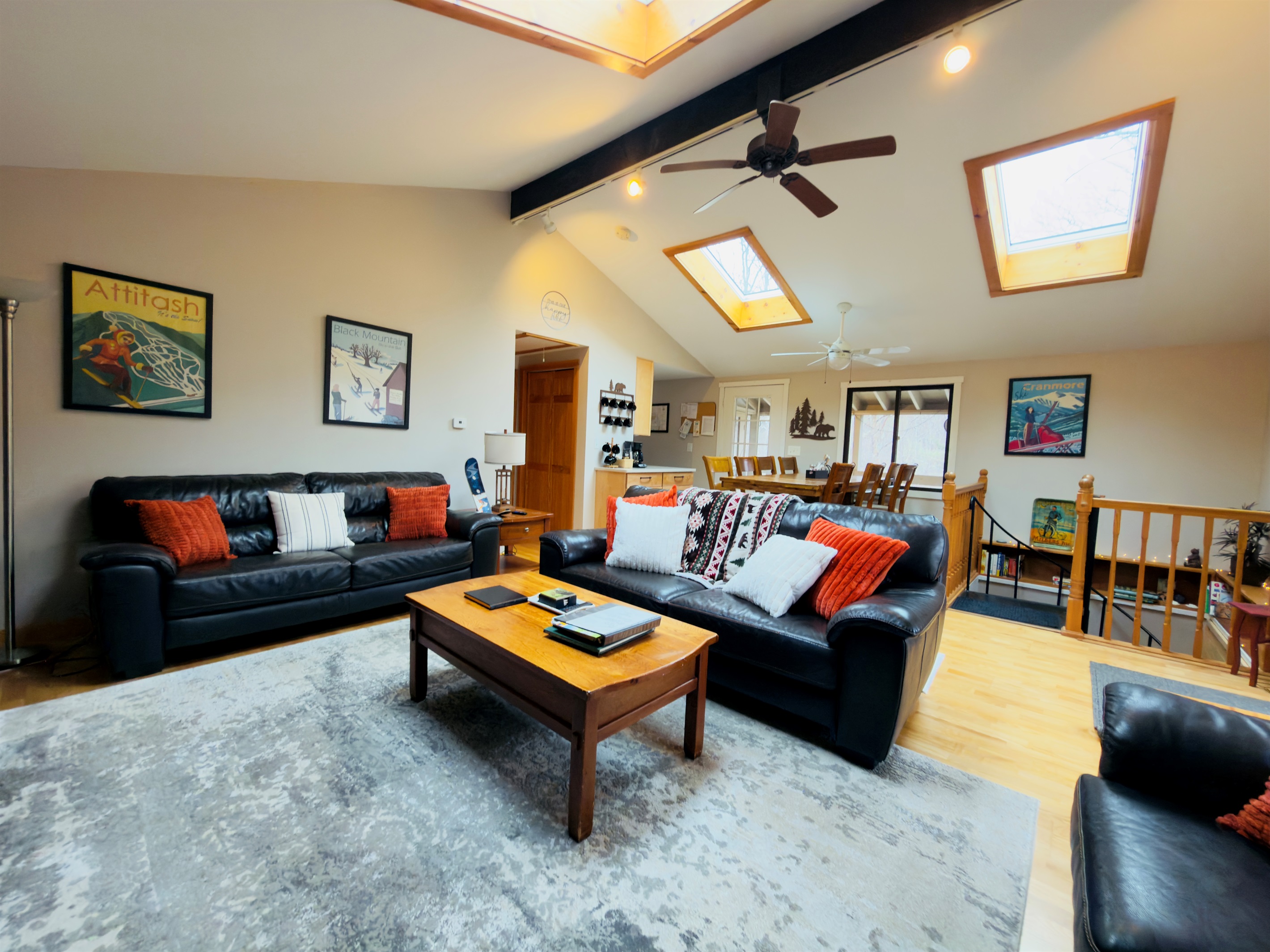 Cozy great room with vaulted ceilings