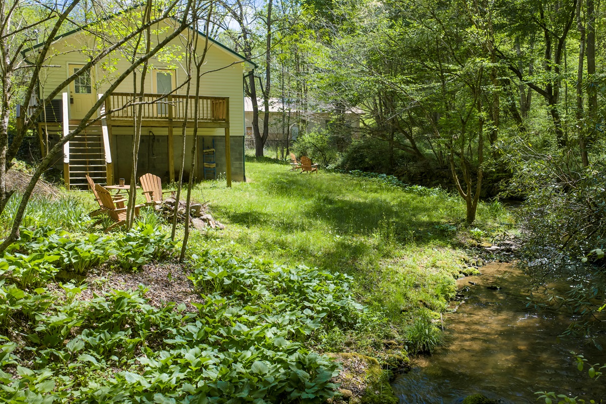 A true mountain experience, wood-burning fire pit beside Yellow Creek.