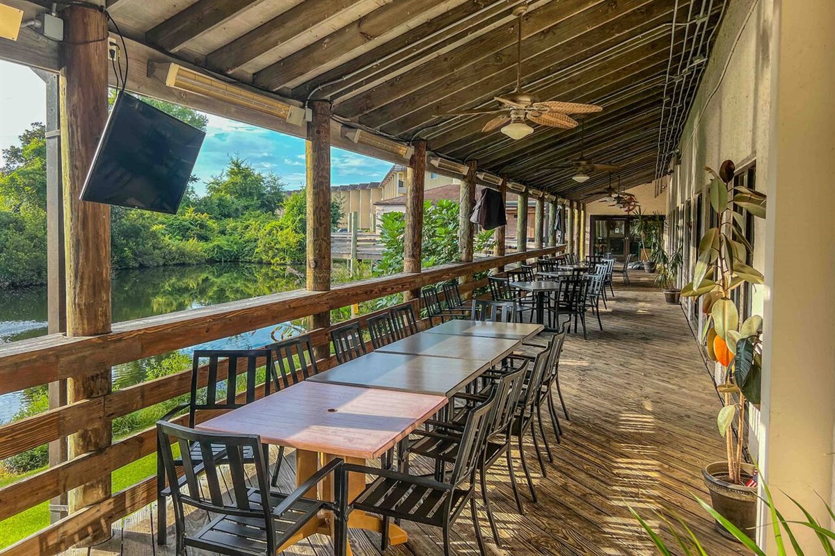 3 restaurants located throughout the resort!