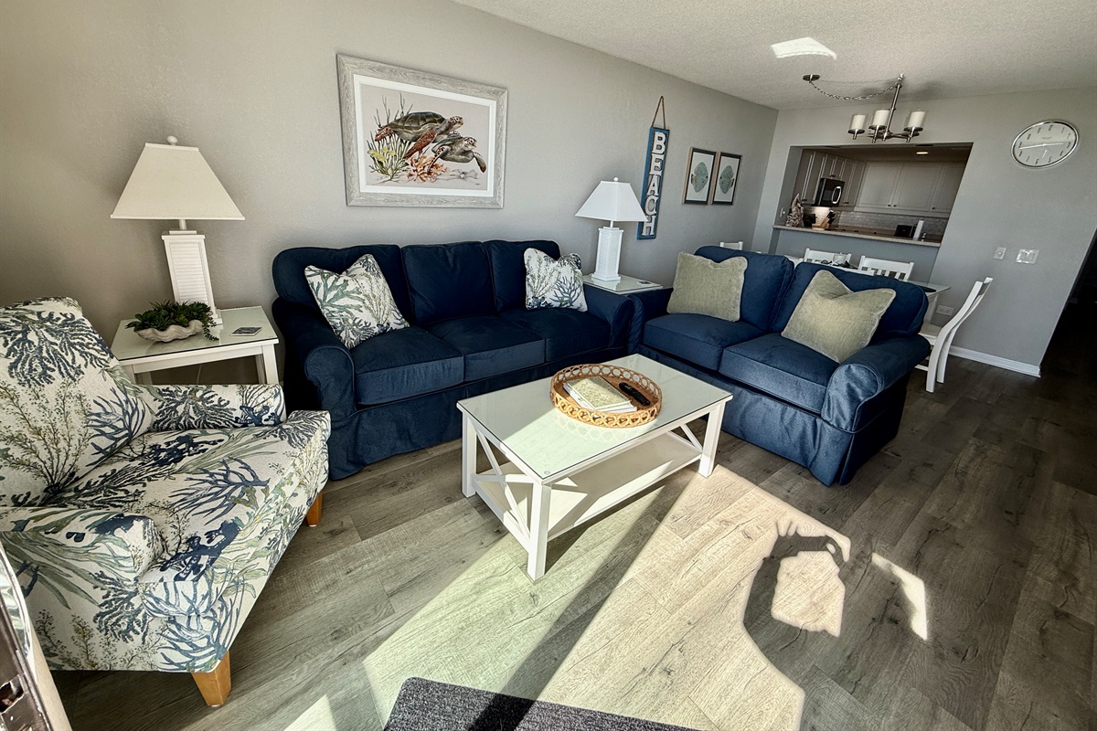 Living Room w/New Sleeper Sofa, Loveseat and Chair