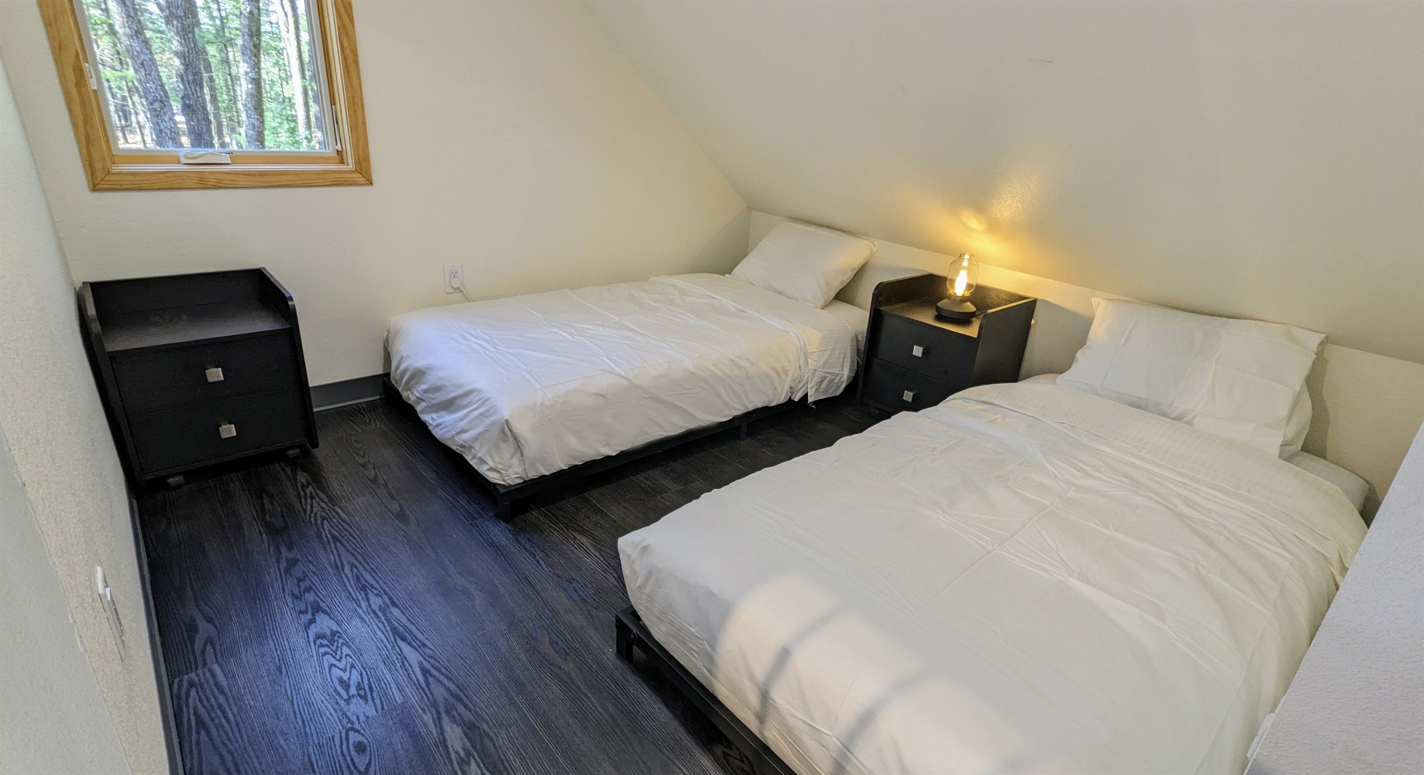 2nd floor loft bedroom