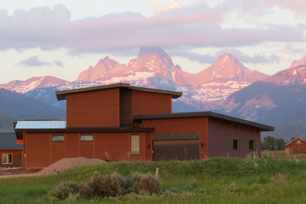 Mountain views offer a breathtaking and awe-inspiring experience that captivates the senses and stirs the soul. 