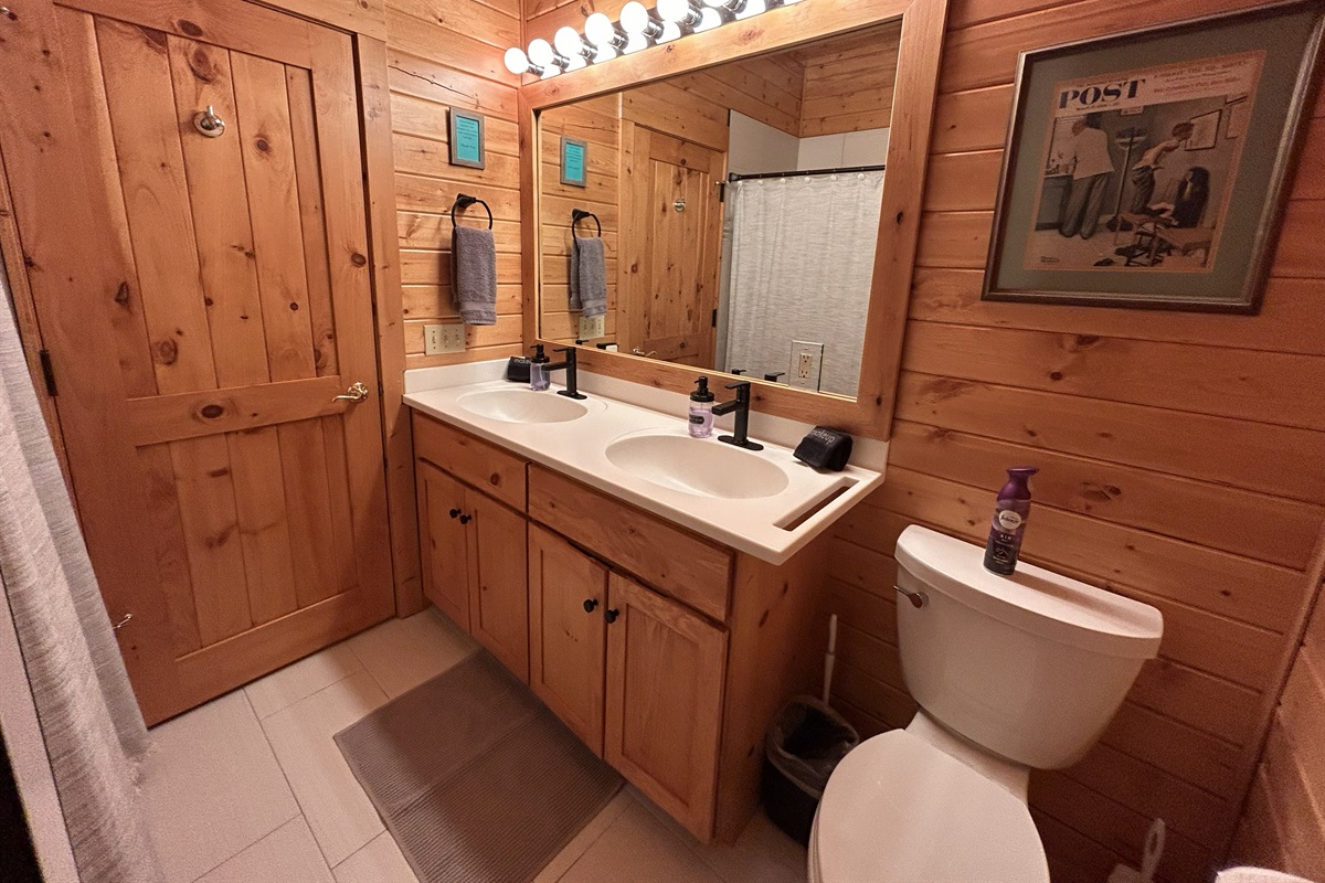 custom tile main floor bath

