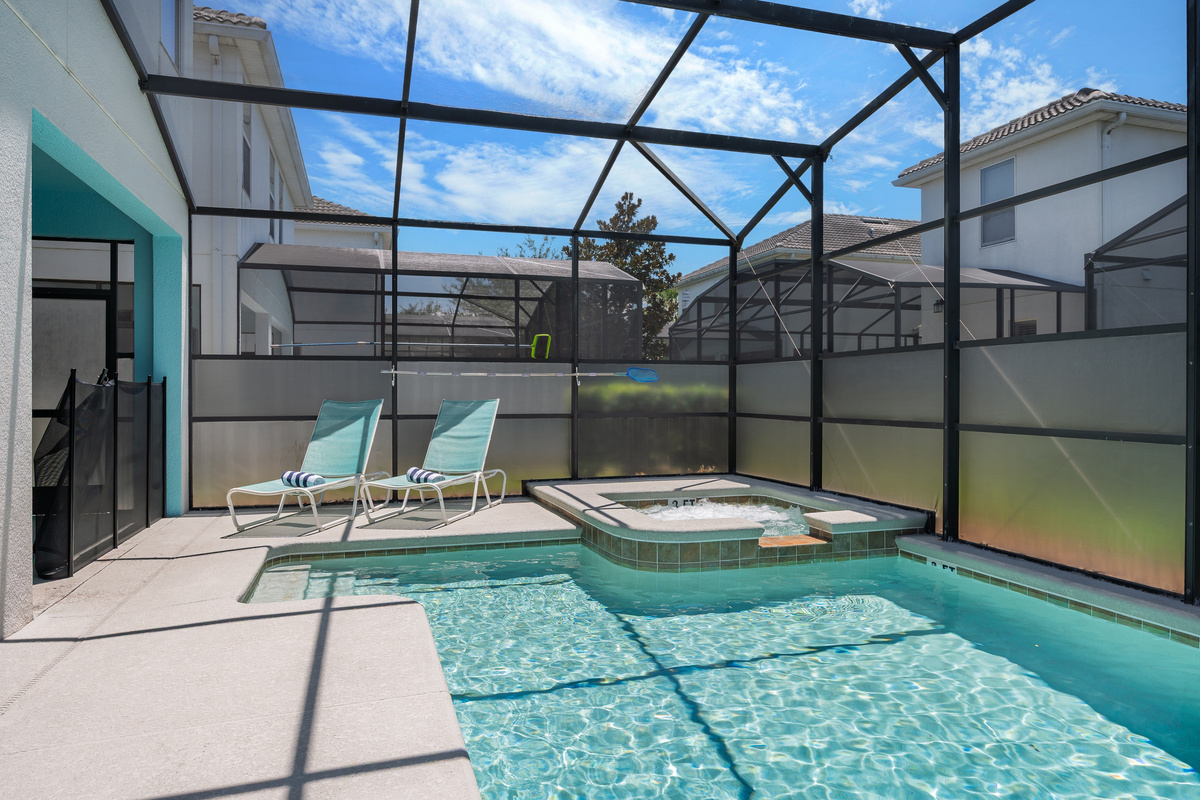 Private Pool and Spa at Villa Ichabod