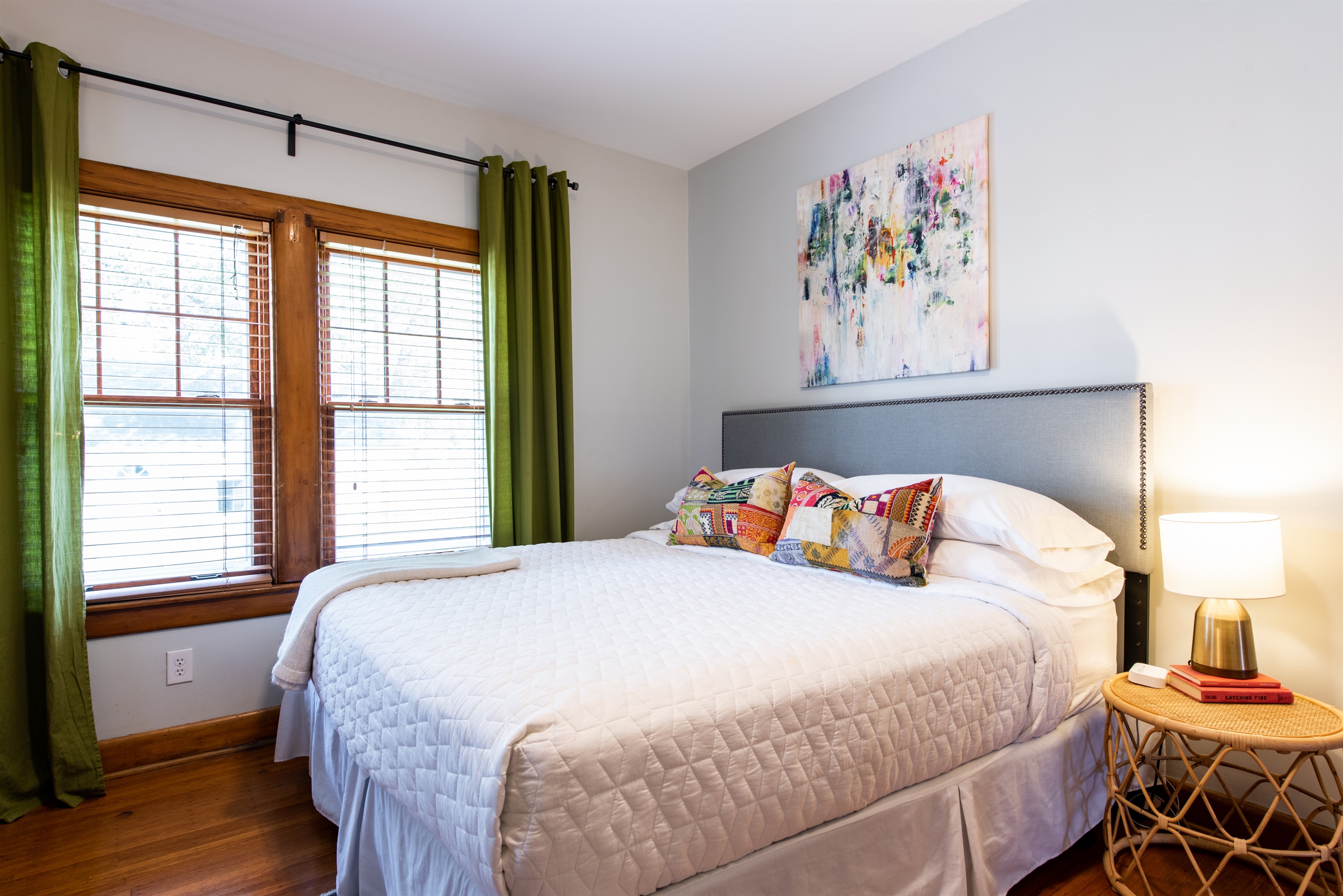 Bedroom #1 *First Floor *King Bed *Smart TV *White Noise Machine *Full Bathroom #1 in Hallway