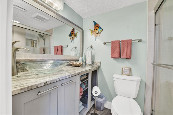 Second Guest Room Ensuite Bathroom