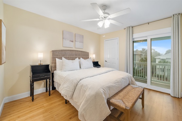 Sand Dunes Room (3rd Floor)