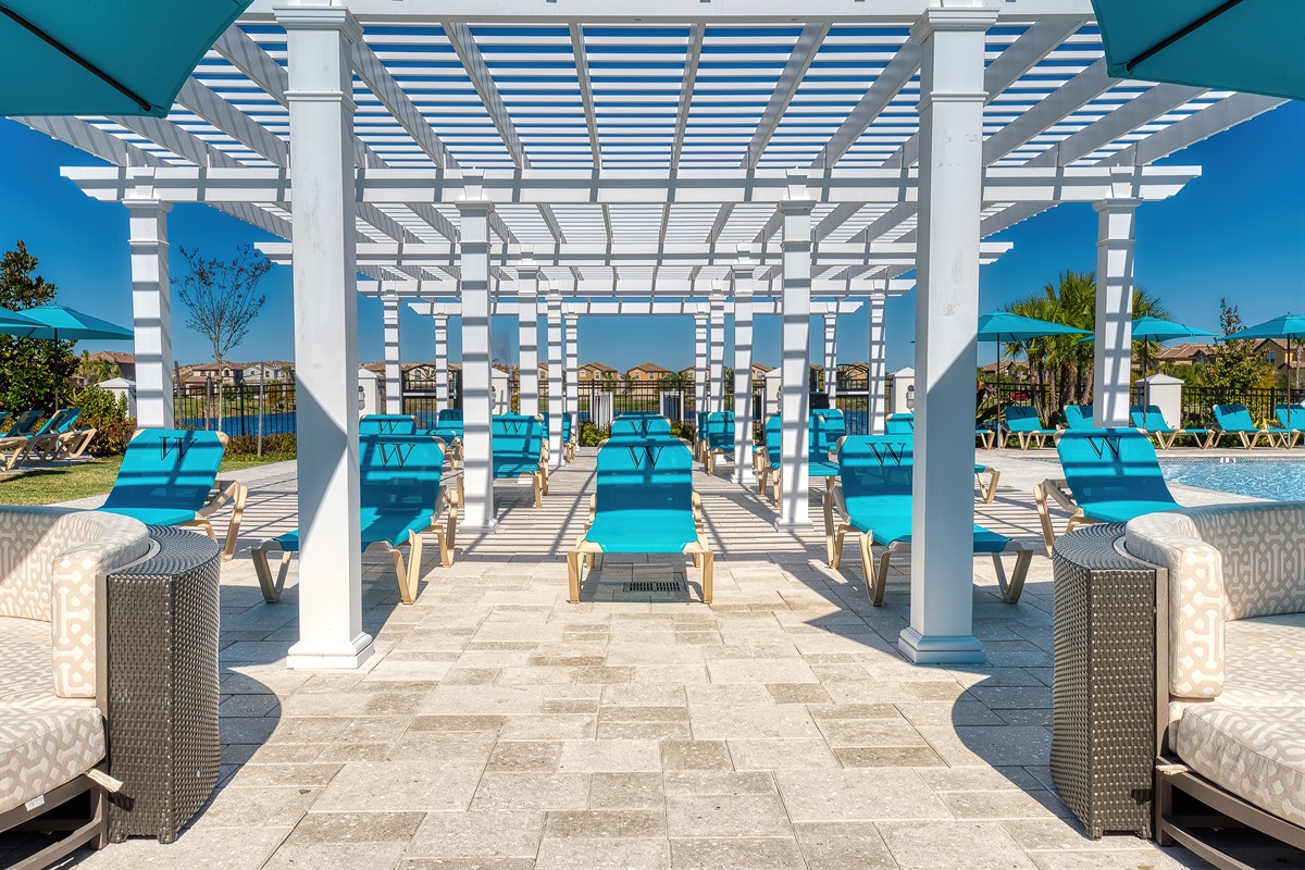 Windsor at Westside Clubhouse Pool