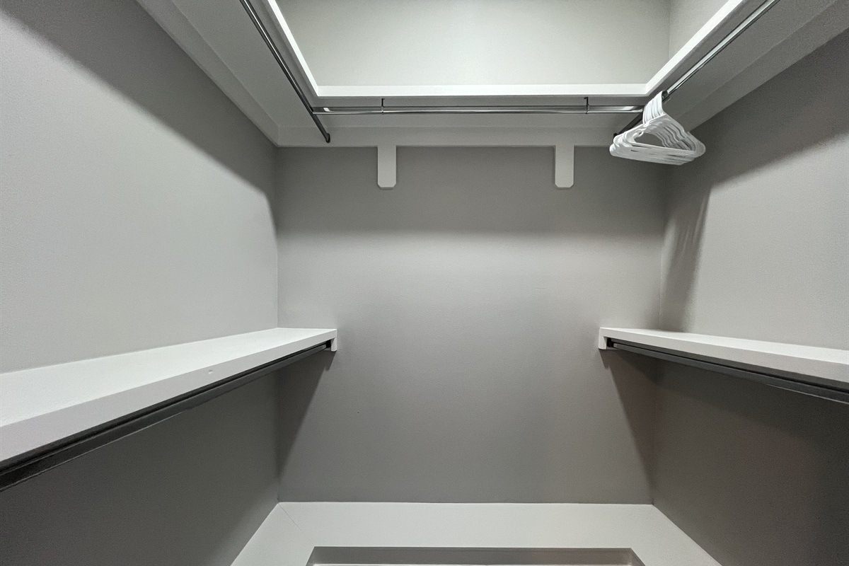 Primary Bedroom Closet