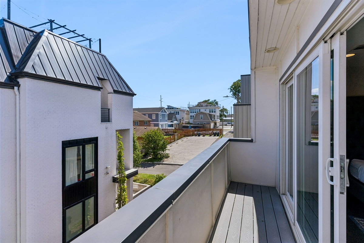 Your front-row seat to the Nashville skyline &mdash; 1.5 miles from downtown, visible from the primary bedroom patio every single day.