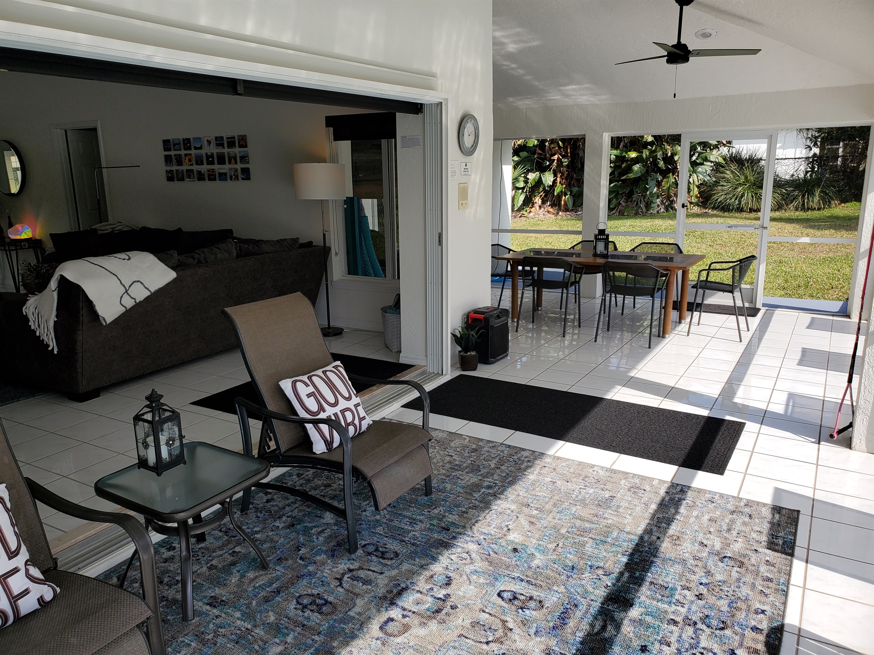 Lanai, outdoor seating and dining table