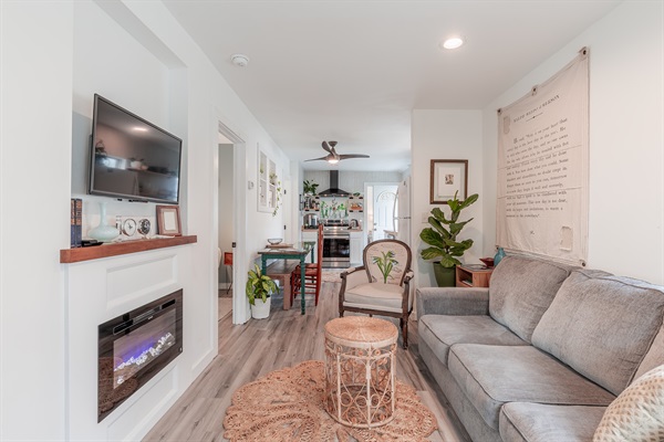 Your cozy Winter Cottage - Fireplace, warm lighting and relaxing vibes