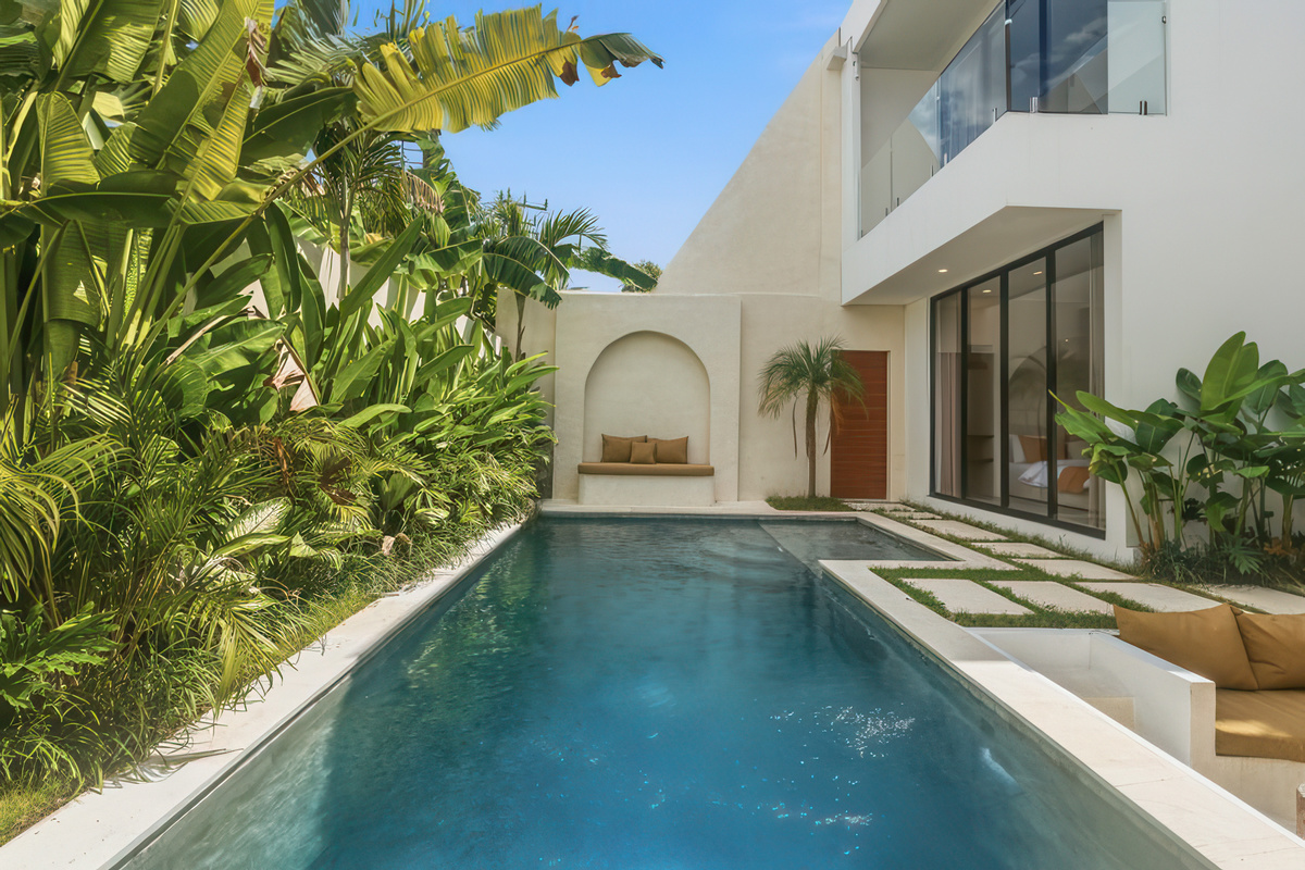 Pool area