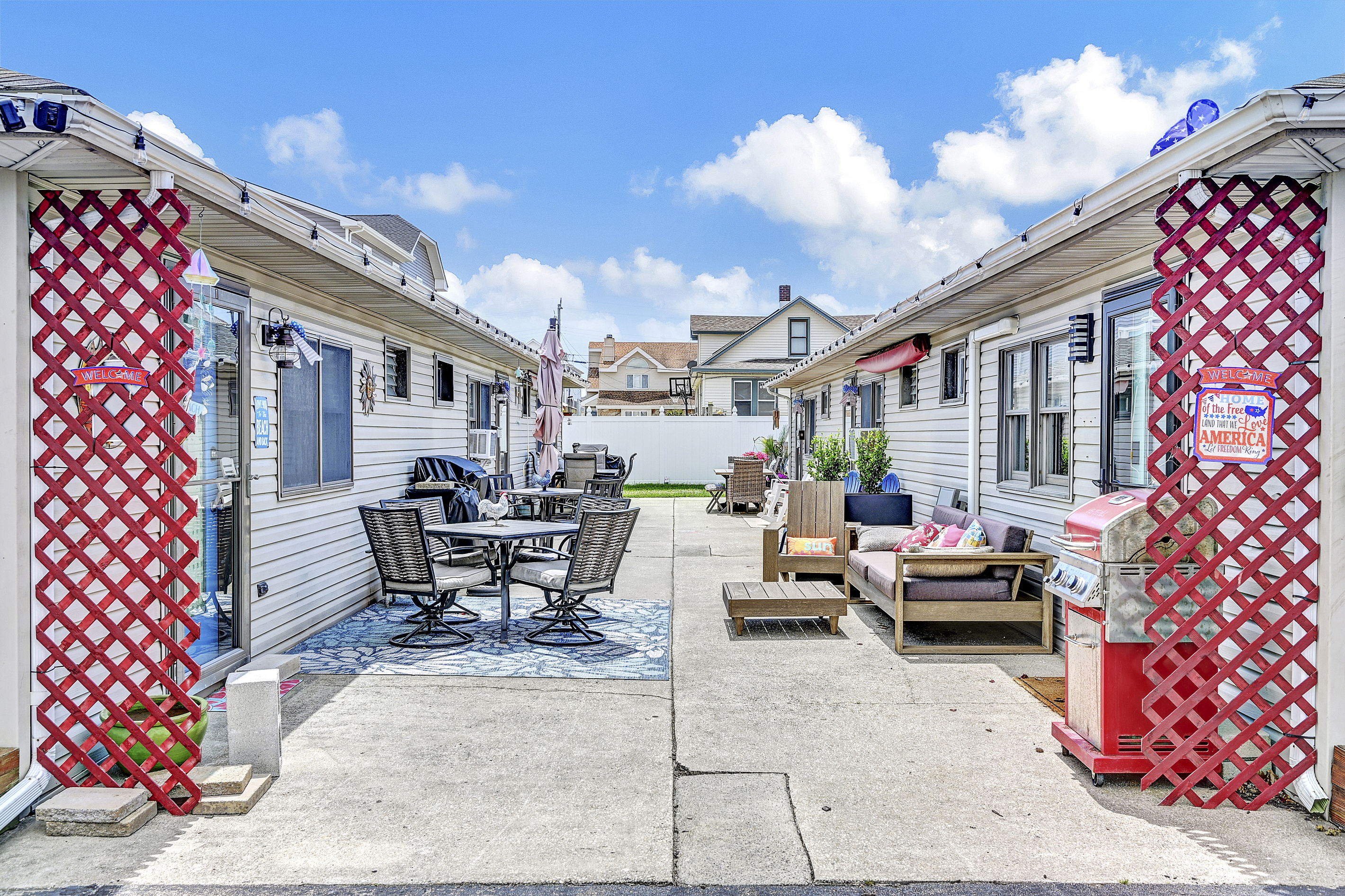Island Haven is a friendly condo community.  Wildwoof Beach Bungalow is the first unit on the Right.  Pattie and Mike are the BEST and they live right across the patio in #1.