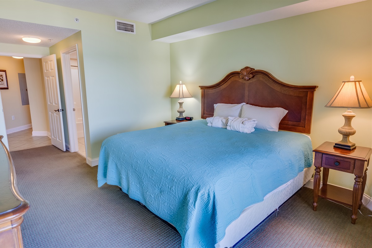 Amazing Room with Stunning Views🌊☀️