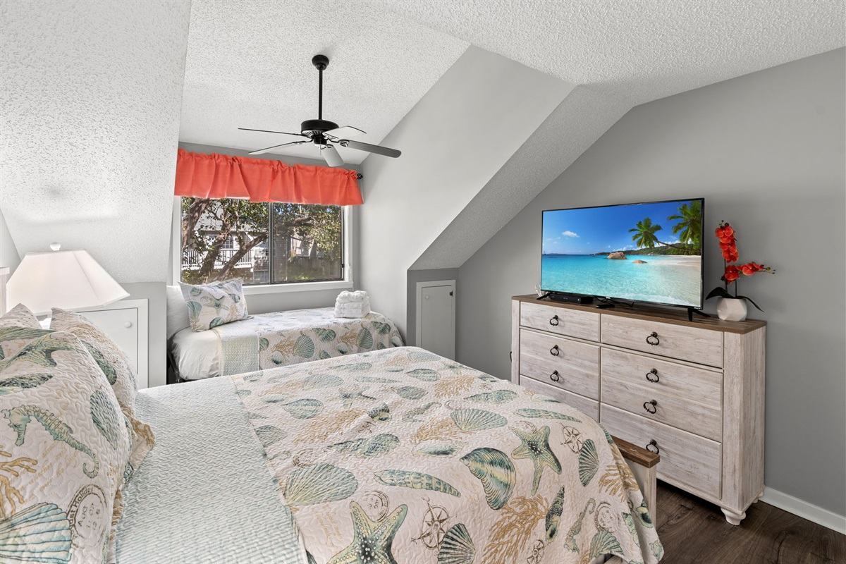 Queen And Twin in 2nd Bedroom