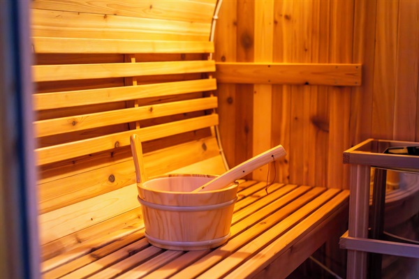 Brand new cedar barrel sauna for 4
