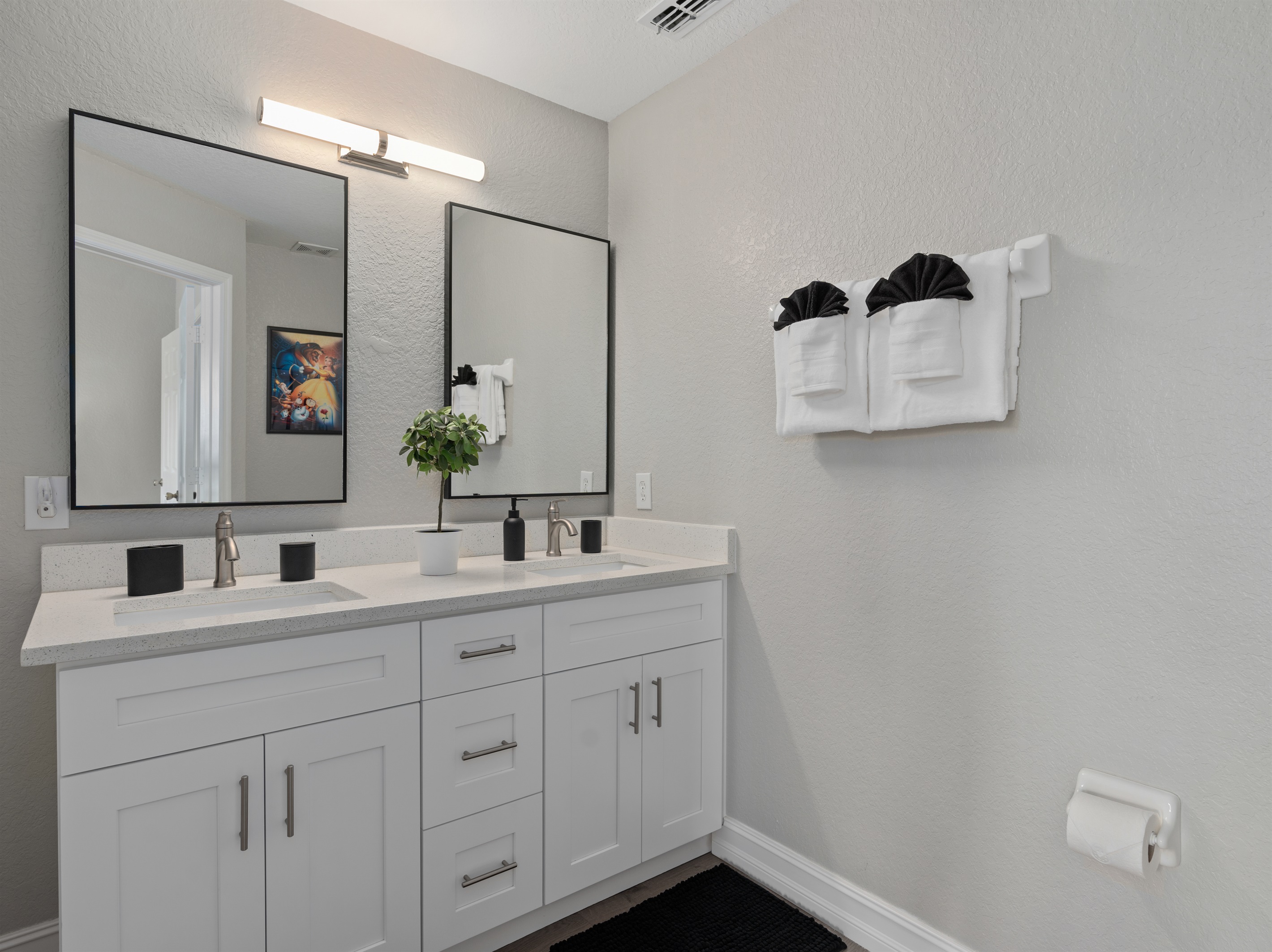 Beauty and the Beast Ensuite