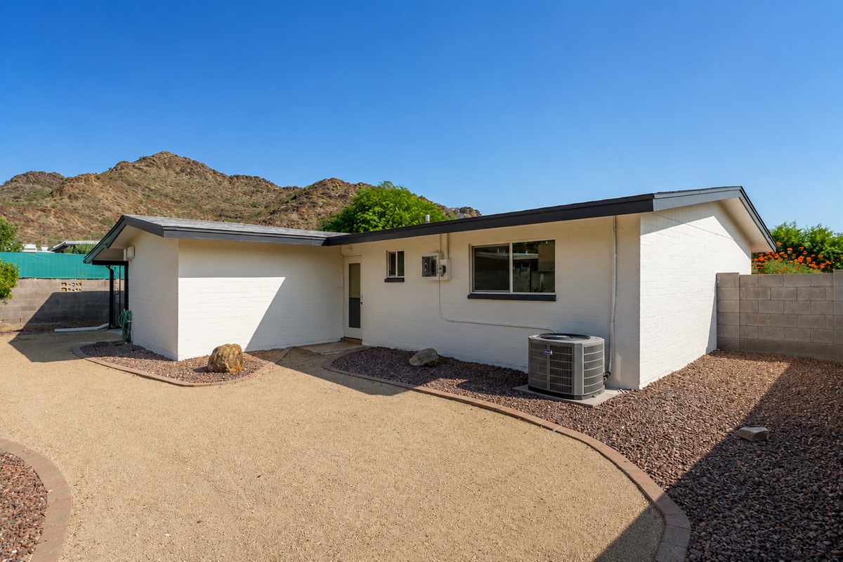 Desert landscaped fully fenced private back yard