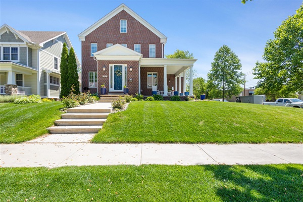 The Irish Grand | 4BR Home | 0.5 Mi to Campus | Sleeps 20, photo 6