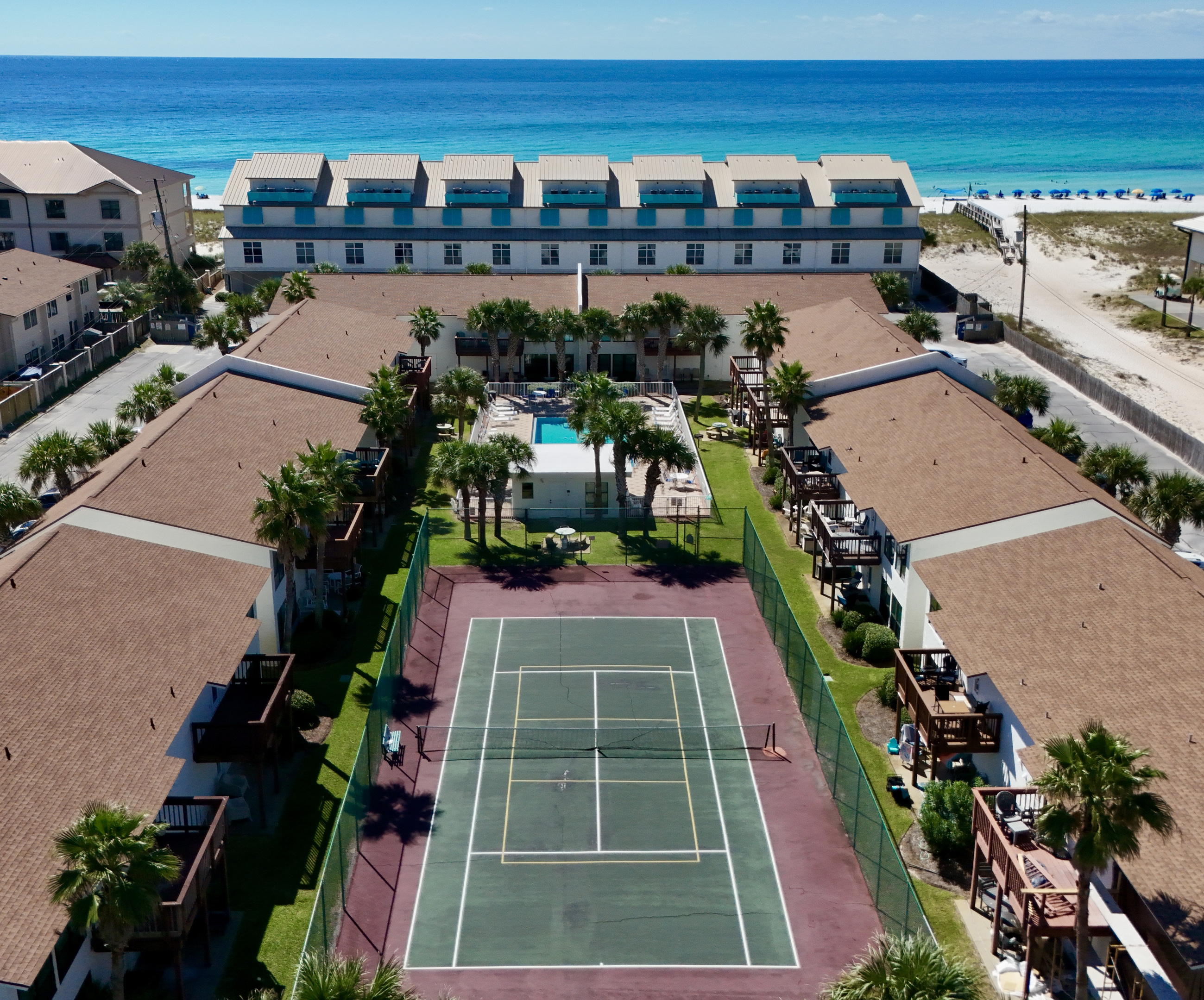Tennis & Pickleball Court