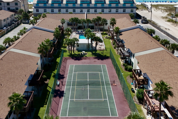 Tennis & Pickleball Court