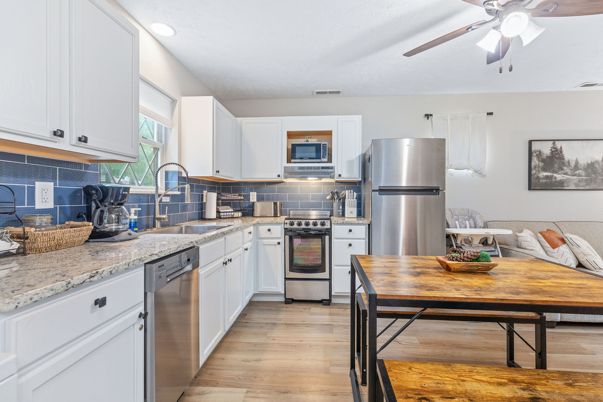Full stocked kitchen