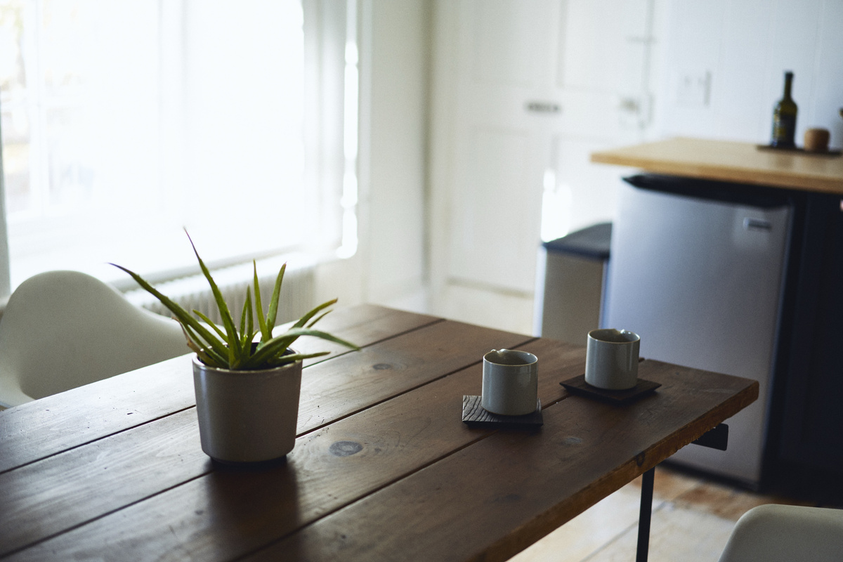 Details in the dining nook