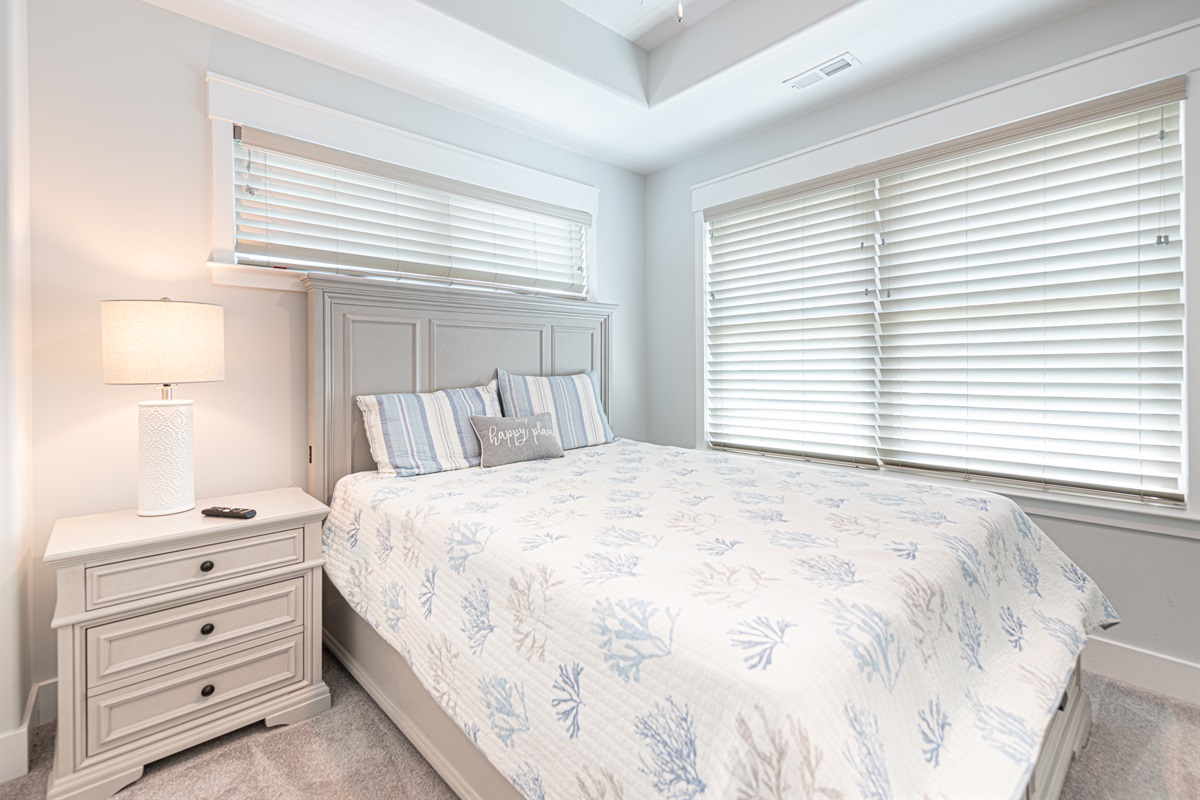 Queen bedroom
