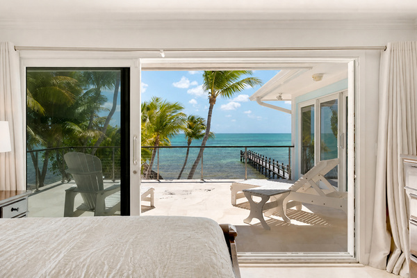 Balcony of Oceanfront Guest Suite