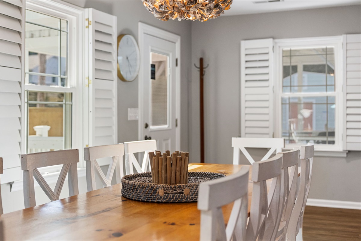 Dining Table Has Seating for 10 | IOP Escapes Beach Blessing | 3705 Hartnett Blvd, Isle of Palms, SC