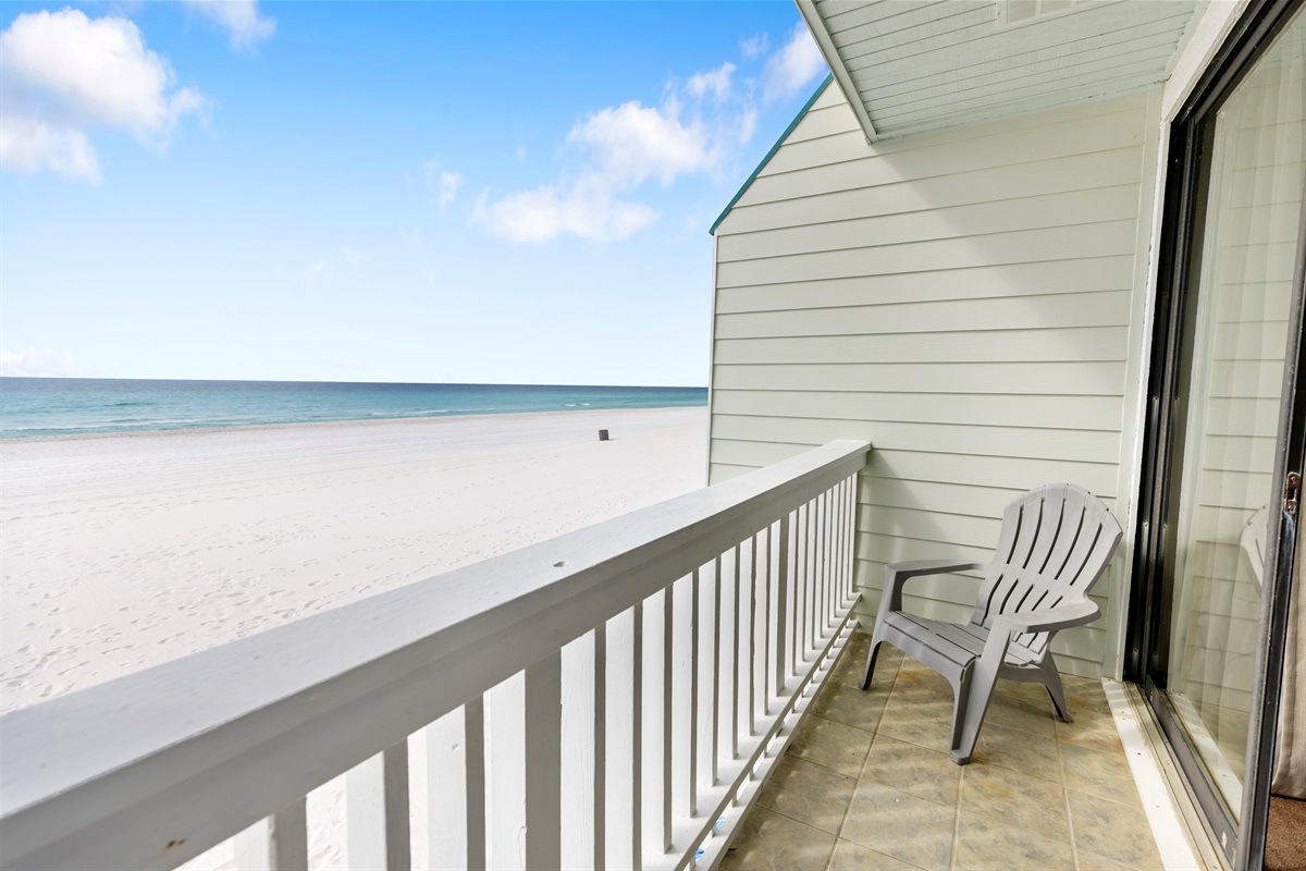 Primary Gulf-Front Balcony