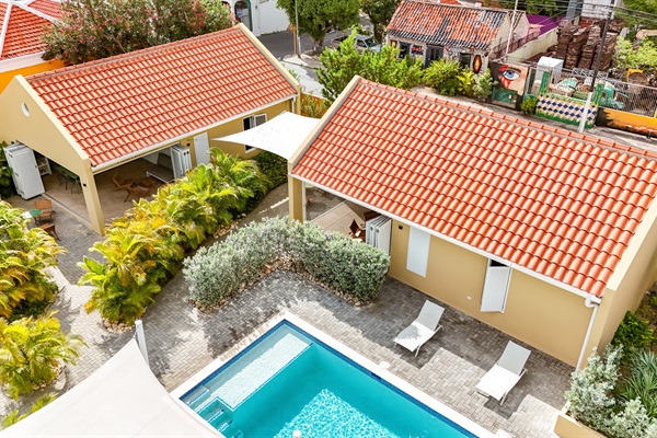Villa Grandi Estate - Aerial view of Villa Blenchi and Awa