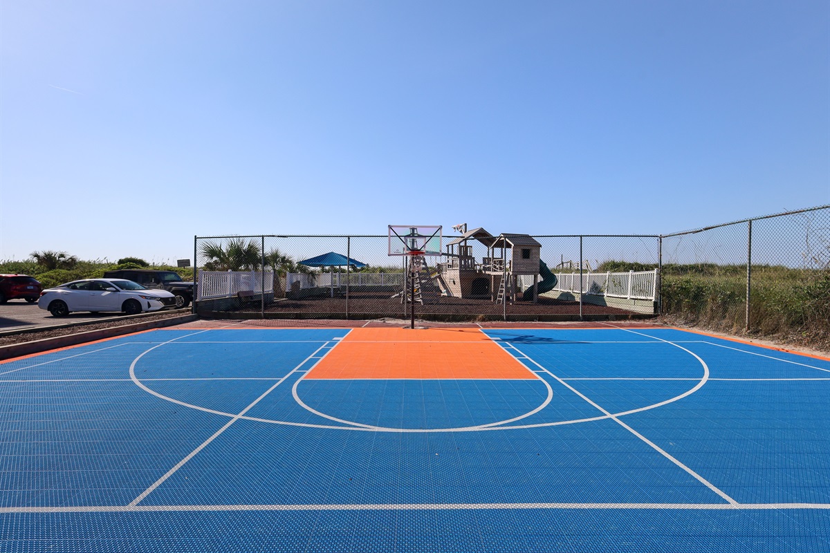 Basketball court, perfect for a sunny day