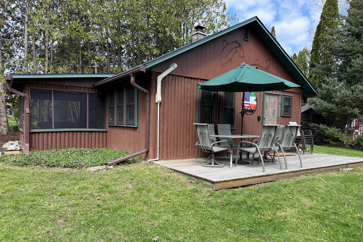 Enjoy meals on the deck while watching boaters go by!