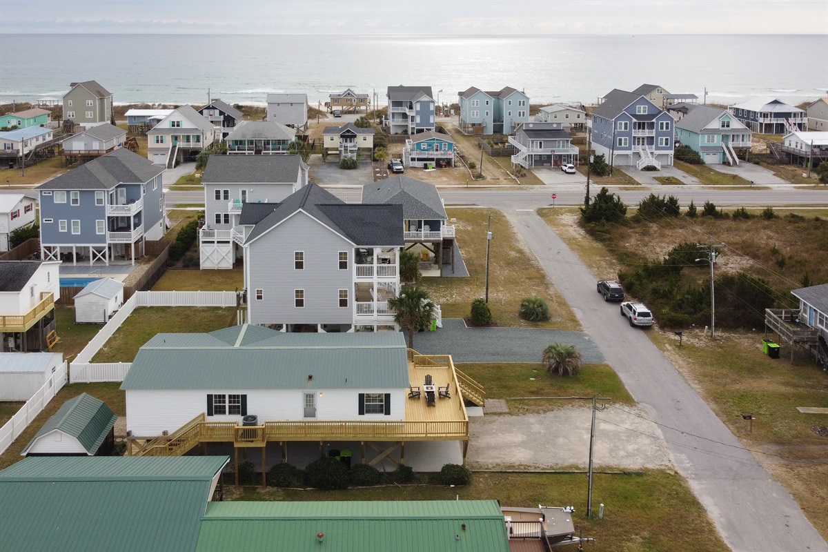 Just 0.1 Miles to the Beach!