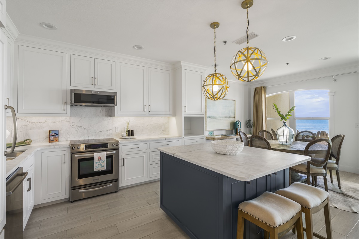 Beautiful Open Concept Kitchen